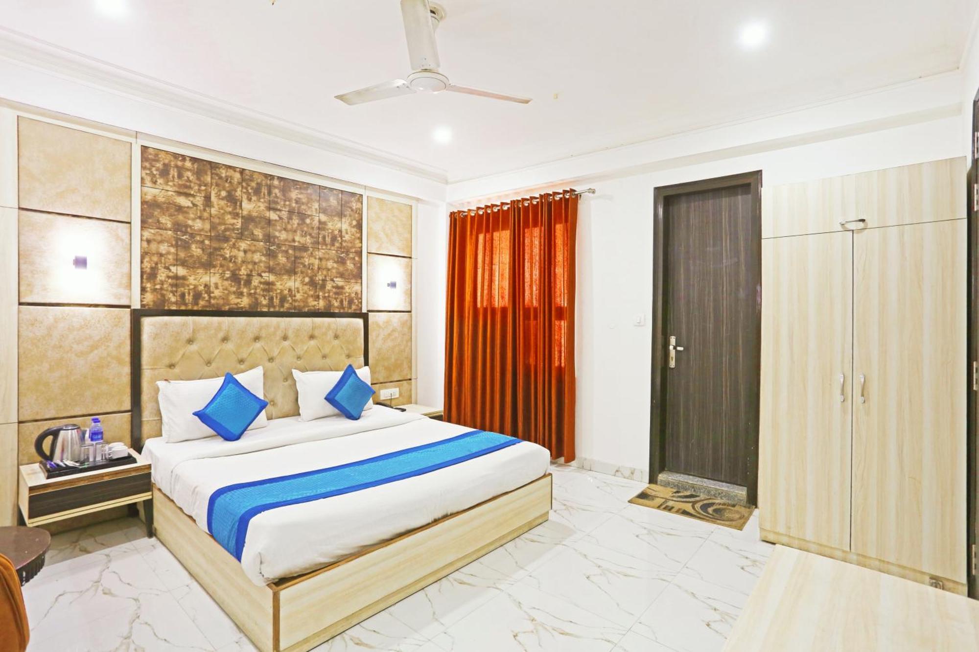 فندق The Almora Residency - Complimentary Airport Trasnfer نيودلهي المظهر الخارجي الصورة