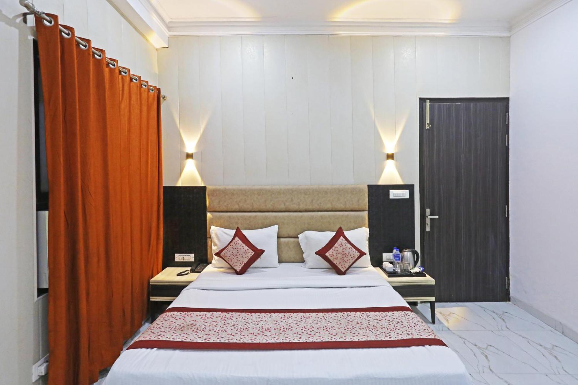 فندق The Almora Residency - Complimentary Airport Trasnfer نيودلهي المظهر الخارجي الصورة