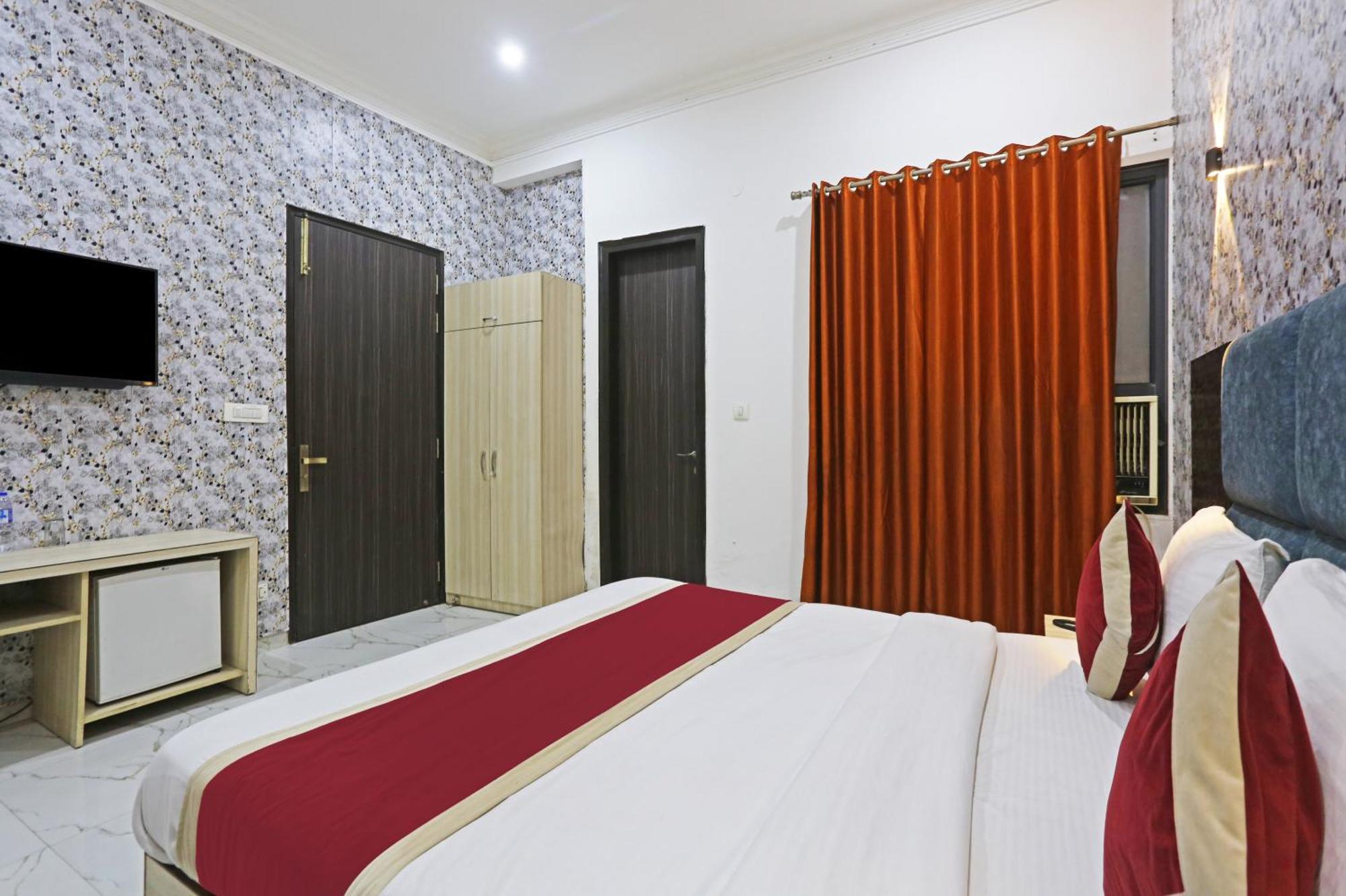 فندق The Almora Residency - Complimentary Airport Trasnfer نيودلهي المظهر الخارجي الصورة