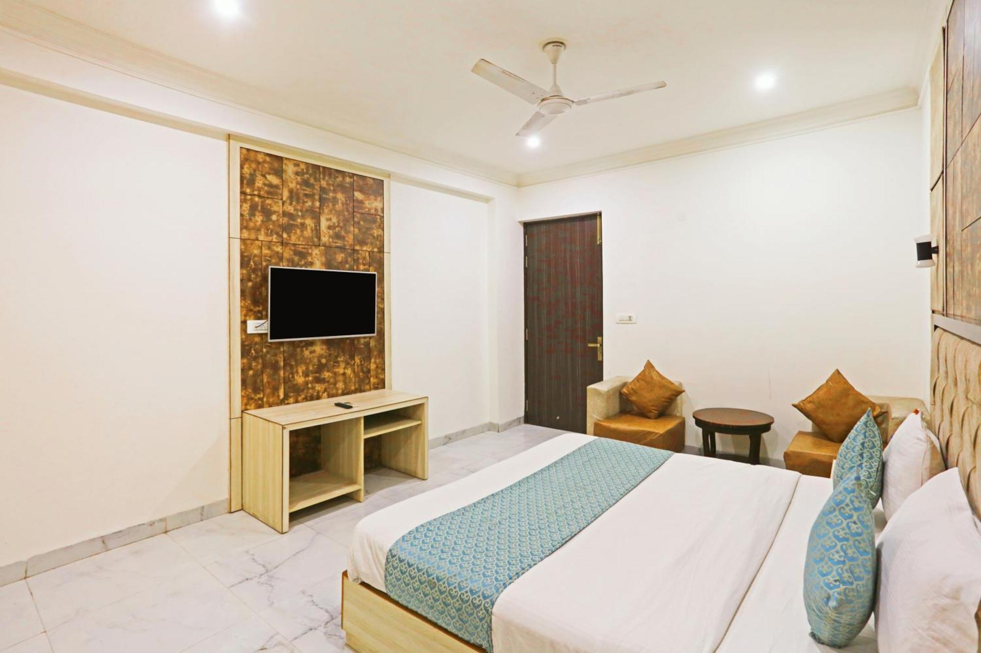 فندق The Almora Residency - Complimentary Airport Trasnfer نيودلهي المظهر الخارجي الصورة