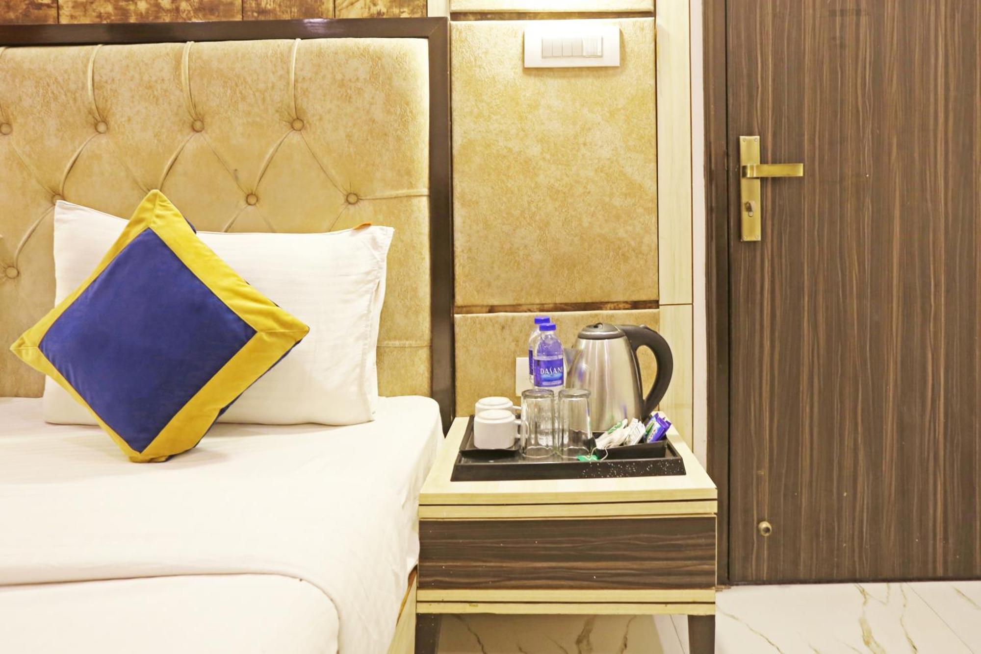 فندق The Almora Residency - Complimentary Airport Trasnfer نيودلهي المظهر الخارجي الصورة