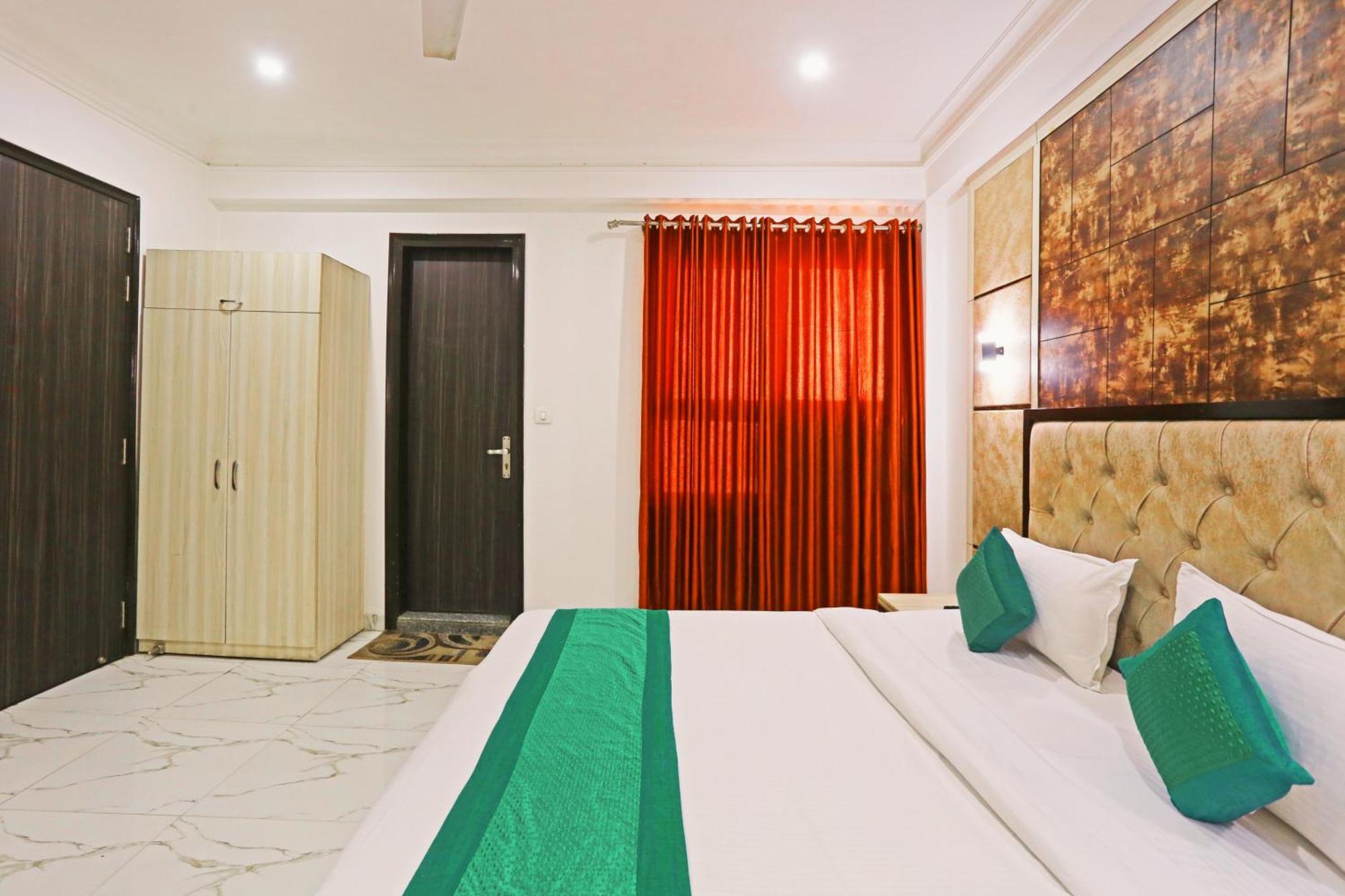 فندق The Almora Residency - Complimentary Airport Trasnfer نيودلهي المظهر الخارجي الصورة