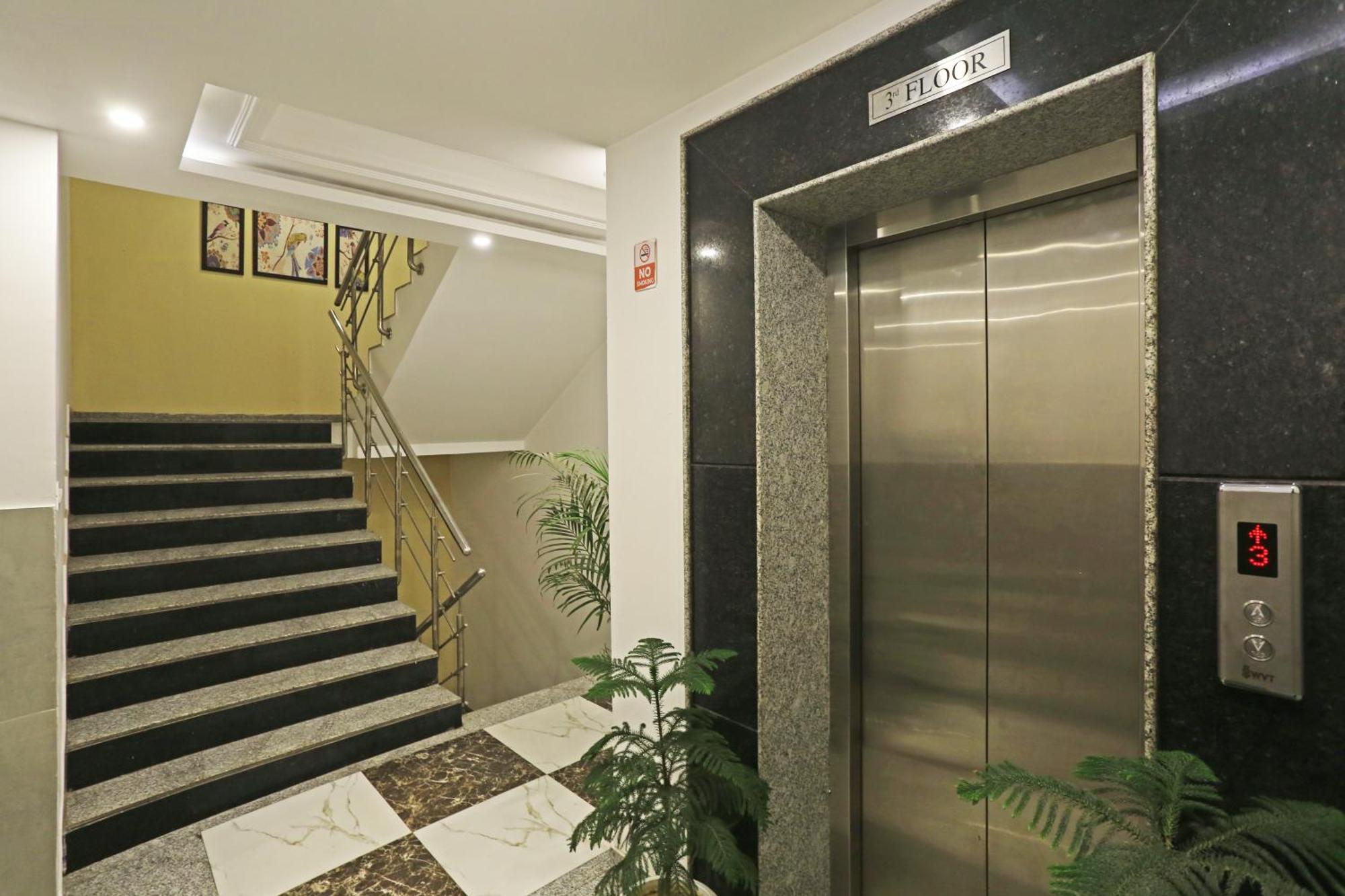 فندق The Almora Residency - Complimentary Airport Trasnfer نيودلهي المظهر الخارجي الصورة