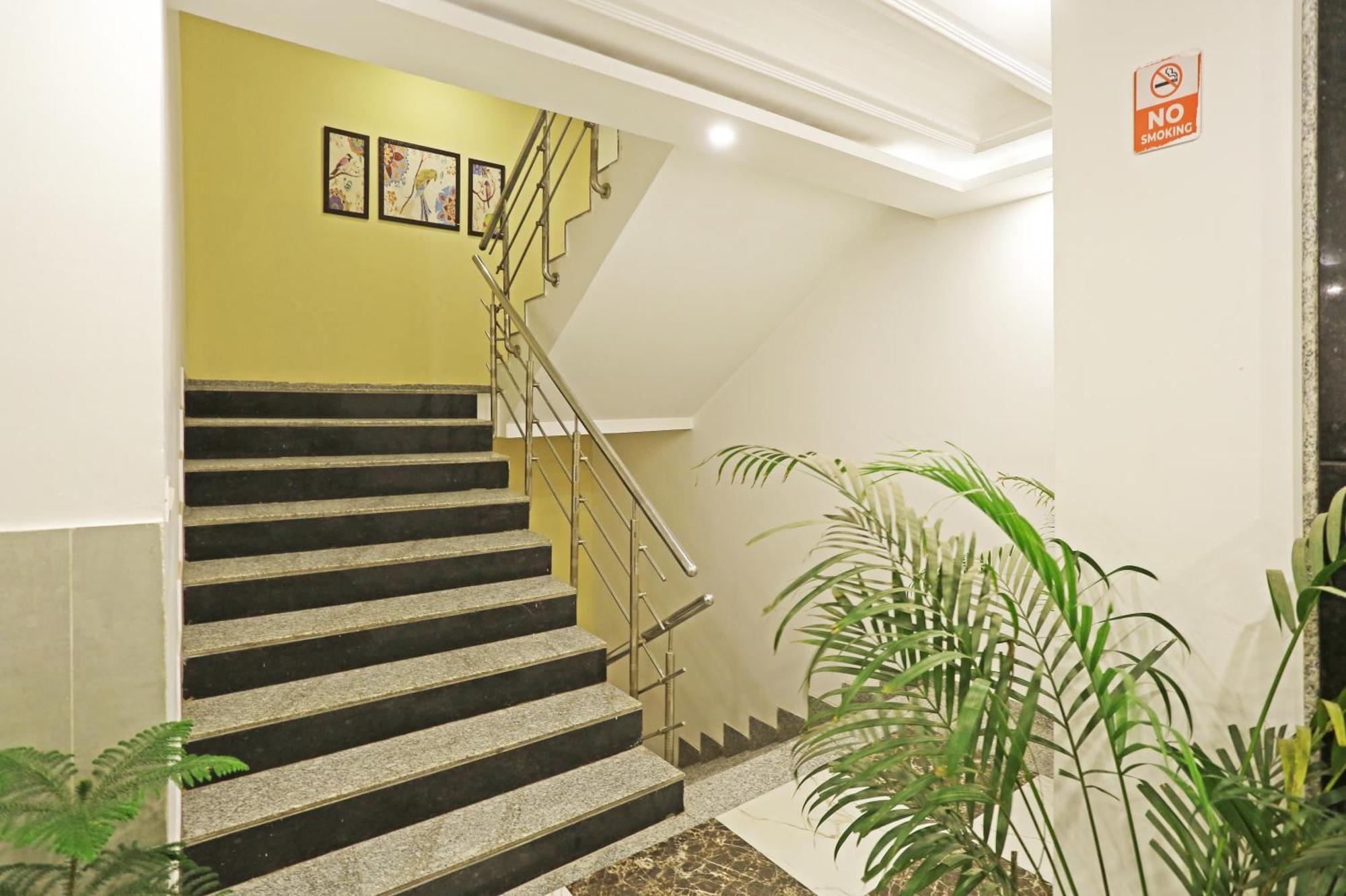 فندق The Almora Residency - Complimentary Airport Trasnfer نيودلهي المظهر الخارجي الصورة