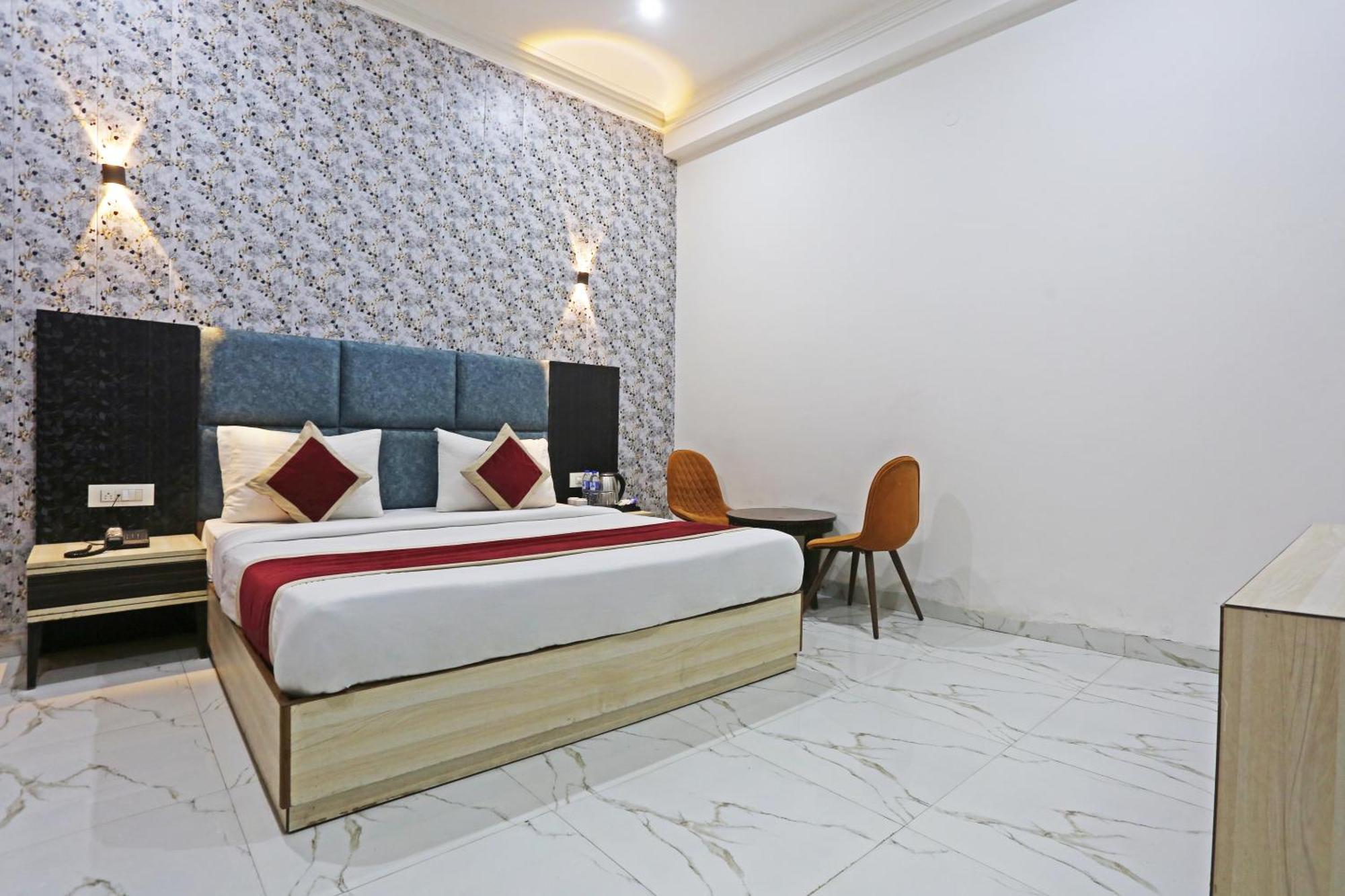 فندق The Almora Residency - Complimentary Airport Trasnfer نيودلهي المظهر الخارجي الصورة